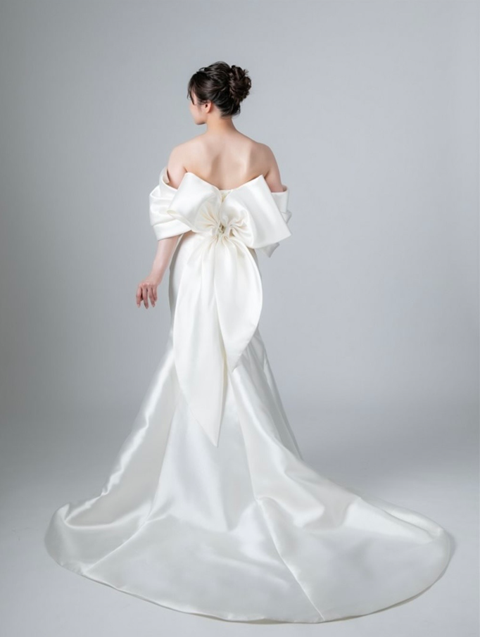 新作ウェディングドレス紹介～グレッタ～